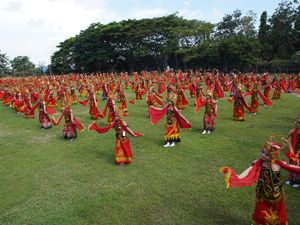 Lestarikan Budaya, Relawan Ganjar Gelar Festival Tari Gandrung