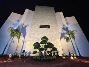 Anies Resmikan Masjid At Tabayyun di Taman Villa Meruya Jakbar