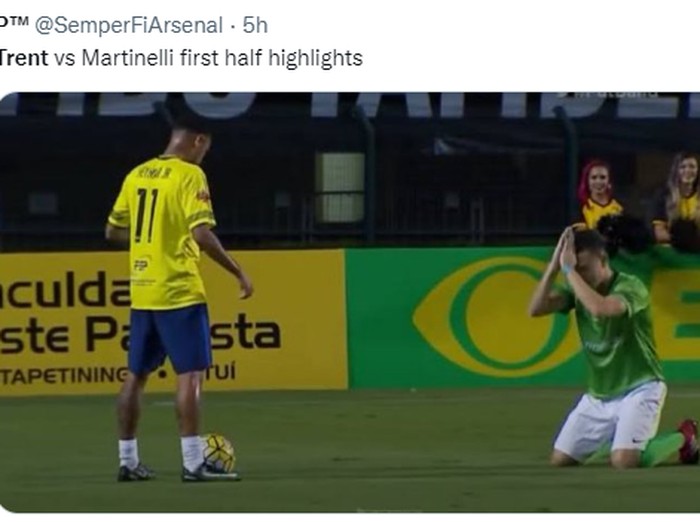 Trent Alexander-Arnold banjir meme usai penampilan buruknya di laga Arsenal vs Liverpool, Minggu 9 Oktober 2022.