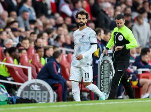 Klopp Ditanya Mengapa Mo Salah Ditarik Keluar, eh Malah Ketawa