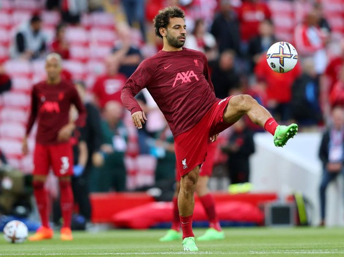 LONDON, ENGLAND - OCTOBER 09: Mohamed Salah of Liverpool during the Premier League match between Arsenal FC and Liverpool FC at Emirates Stadium on October 09, 2022 in London, England. (Photo by Robin Jones/Getty Images)