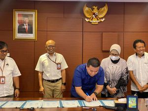 CEO PT Bersahaja Teken Kerja Sama Kembangkan Teknologi Industri LTJ CEO PT Bersahaja Teken Kerja Sama Kembangkan Teknologi Industri LTJ