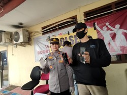 Polisi Tangkap 2 Pengedar Sabu yang Dikendalikan dari Lapas di Bandung