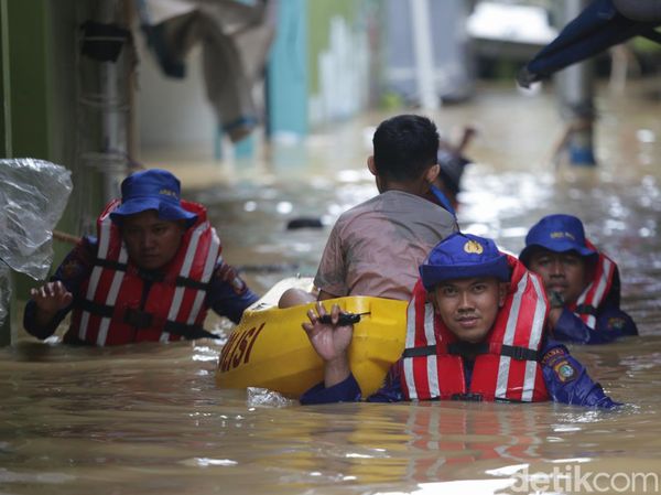 Potret Terkini Banjir di Kebon Pala Jakarta Timur