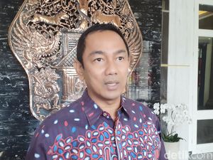 Hendrar Prihadi Tolak Kaitkan Jabatan Kepala LKPP dan Bursa Cagub DKI Hendrar Prihadi Tolak Kaitkan Jabatan Kepala LKPP dan Bursa Cagub DKI