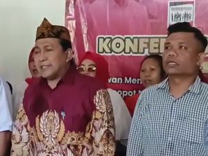 Relawan Jokowi Minta Seluruh Menteri dari NasDem Dicopot, Ini Alasannya