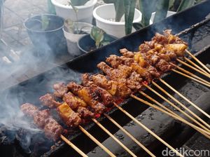 5 Kuliner Enak di Pangandaran, Sate Galunggung hingga Nasi Liwet Jolem 5 Kuliner Enak di Pangandaran, Sate Galunggung hingga Nasi Liwet Jolem