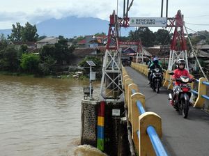 Rumus Debit Air: Contoh Penerapan dan Pembahasan Soal
