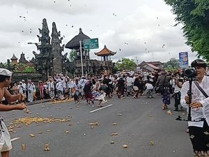 Keunikan Tradisi Mesalaran di Desa Adat Padang Luwih