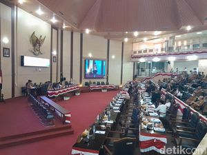 Walkot Bobby Ajak Anggota Dewan Jadi Ortu Asuh Anak-anak Stunting