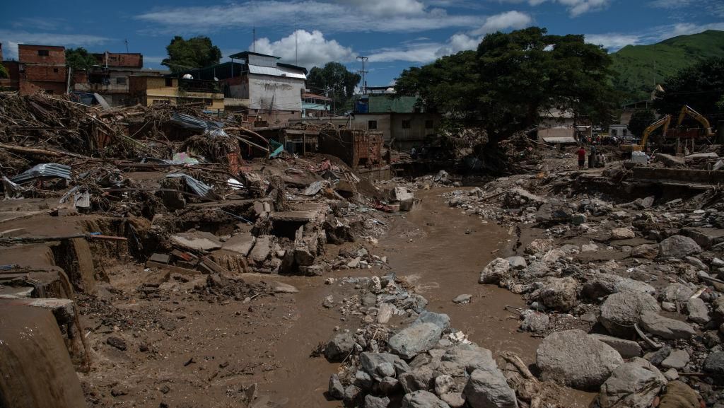 Ngeri! Tanah Longsor Terjang Venezuela, Rumah Rusak Parah