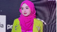8 Foto TikTokers Dihujat Ngaku Remaja Terkaya Malaysia, Jual Lotion Pemutih