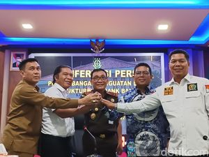 Dirut Ungkap Penyebab Kredit Macet di Bank Banten Dirut Ungkap Penyebab Kredit Macet di Bank Banten