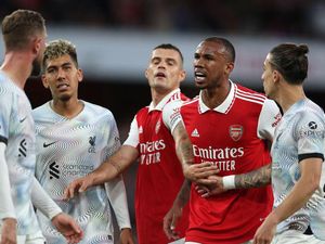 Prediksi Komputer Super: Arsenal Juara, Liverpool di Luar Big Four