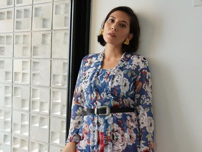 7 Gaya Unik nan Stylish Hannah Al Rashid Padukan Kebaya dan Celana Panjang