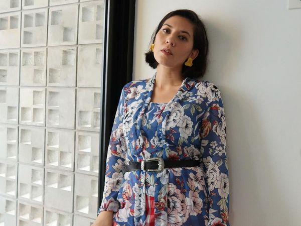 7 Gaya Unik nan Stylish Hannah Al Rashid Padukan Kebaya dan Celana Panjang