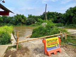 Arus Bengawan Solo Tinggi, Jembatan Sesek Beton Ditutup Sementara
