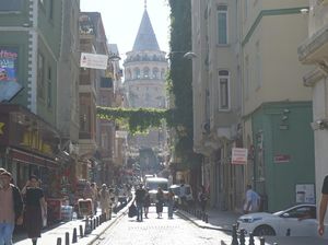 Menara Galata, Berdiri Kokoh dari Era Ottoman Sampai Sekarang Menara Galata, Berdiri Kokoh dari Era Ottoman Sampai Sekarang