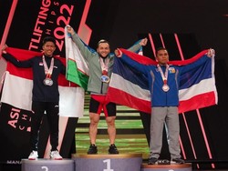 Yasin Kantongi Tiga Perak di Kejuaraan Asia Angkat Besi 2022