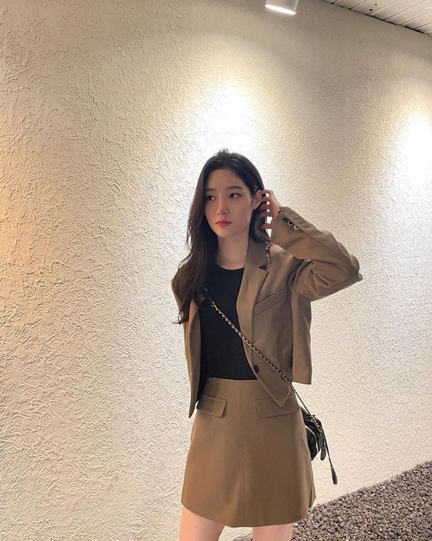 OOTD Jung Chae-yeon