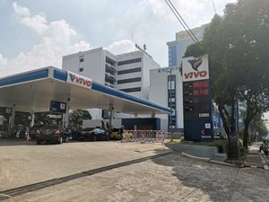 BBM Saingan Pertalite Sudah Nongol di Papan VIVO tapi Harganya Belum Nyala BBM Saingan Pertalite Sudah Nongol di Papan VIVO tapi Harganya Belum Nyala