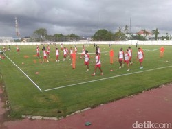 Rivky Mokodompit Susul Rasyid-Agung Latihan Terpisah PSM karena Cedera