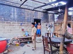 Puluhan Rumah di Sidowangi Banyuwangi Rusak Diterjang Puting Beliung