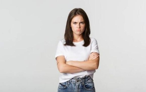 Tanda orang diam-diam sakit hati padamu/Foto: Freepik/benzoix Tanda orang diam-diam sakit hati padamu/Foto: Freepik/benzoix