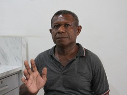 Pemuda Jayapura Minta Lukas Enembe Tak Kaitkan Hukum Adat dengan Kasus di KPK