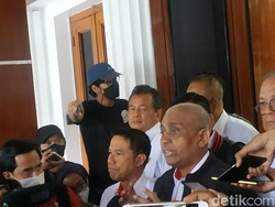 Ketum PSSI Iwan Bule Ngacir Usai Jalani Panggilan TGIPF