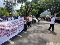 Jawaban DPRD soal Tuntutan Tenaga Honorer Sumedang