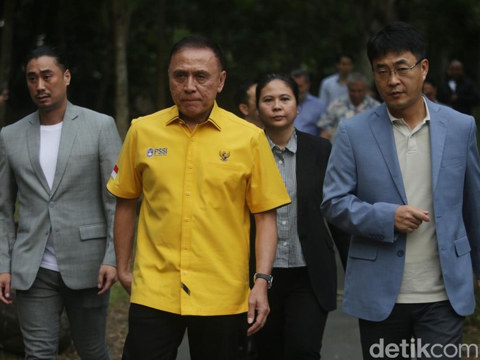 FIFA dan AFC bergerak cepat untuk menuntaskan seluruh informasi terkait tranformasi sepakbola di Indonesia. Untuk itu, mereka pun memastikannya dengan datang ke Indonesia.