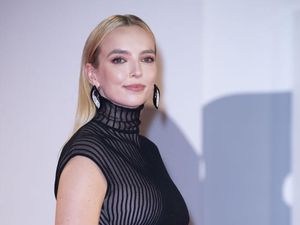 Fakta-fakta Jodie Comer, Wanita Tercantik di Dunia Menurut Sains Fakta-fakta Jodie Comer, Wanita Tercantik di Dunia Menurut Sains