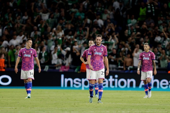 Juventus, AC Milan HAIFA, ISRAEL - OCTOBER 11: Adrien Rabiot of Juventus disappointed during the UEFA Champions League match between Maccabi Haifa v Juventus at the Sammy Oferstadium on October 11, 2022 in Haifa Israel (Photo by Nir Keidar/Soccrates/Getty Images)