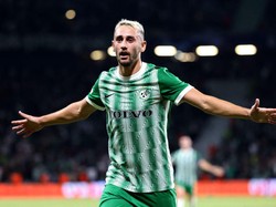 Gelandang Israel Maccabi Haifa Omer Atzili merayakan golnya. Ronaldo Schemidt/AFP/Getty Images