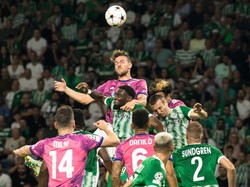 Hasil ini membuat Juventus berat untuk ke babak 16 besar karena masih di posisi ketiga dengan tiga poin dari empat laga. Getty Images/Amir Levy