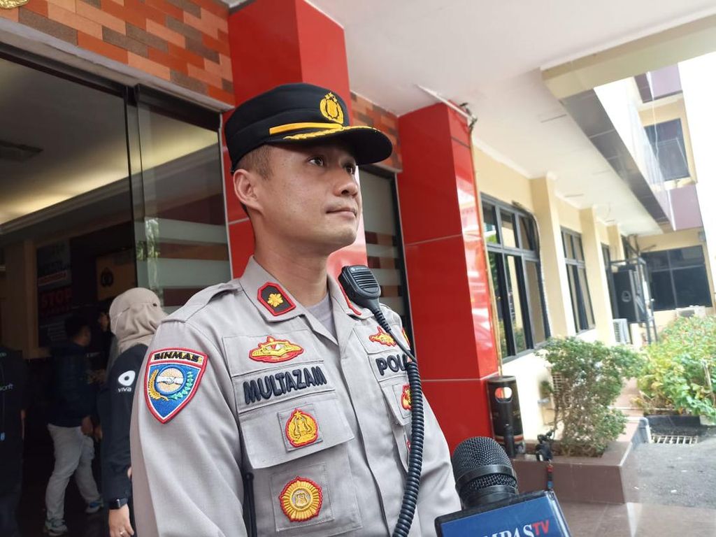 Polsek Jagakarsa Buka Layanan Titip Rumah bagi Warga yang Mau Mudik Polsek Jagakarsa Buka Layanan Titip Rumah bagi Warga yang Mau Mudik