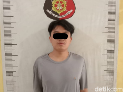 Menyamar Jadi Perempuan, Pria di Batam Gasak Uang Rp 71 Juta di Brankas KFC