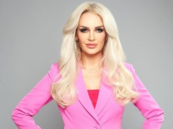 Viral Pengacara Pakai Baju Serba Pink di Pengadilan Mirip Film Legally Blonde