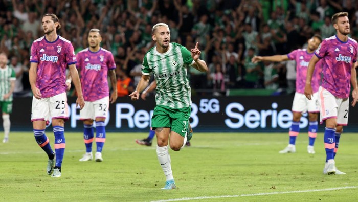Maccabi Haifas Israeli midfielder Omer Atzili celebrates his goal during the UEFA Champions League group H football match between Israels Maccabi Haifa and Italys Juventus at the Sammy Ofer stadium in the city of Haifa on October 11, 2022. (Photo by RONALDO SCHEMIDT / AFP) (Photo by RONALDO SCHEMIDT/AFP via Getty Images)