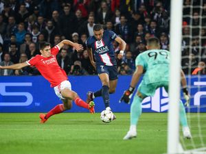 PSG Ungguli Benfica di Babak I