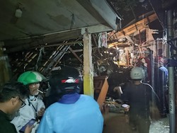 Longsor Landa Gang Barjo Bogor, Lima Orang Tertimbun