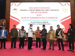 Waket MPR F-PAN Minta Pemerintah Cermat Selesaikan Isu Tenaga Honorer