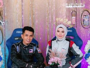 Pengantin Viral Gelar Pernikahan di Bengkel, Pakai Baju Pembalap