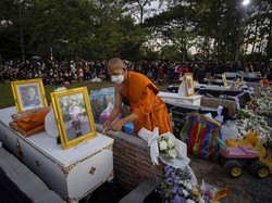 7 Tradisi Pemakaman Unik di Berbagai Negara, Jasad Dikremasi hingga Dimakan Hewan