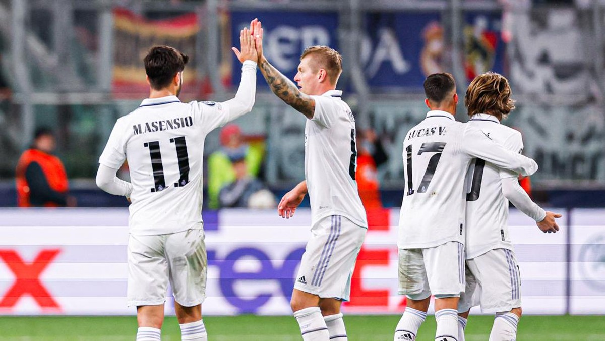 Real Madrid pantang menyerah sehingga meraih hasil imbang melawan Shakhtar Donetsk, sekaligus lolos ke fase gugur Liga Champions. (Foto: Real Madrid via Getty Images/Antonio Villalba)