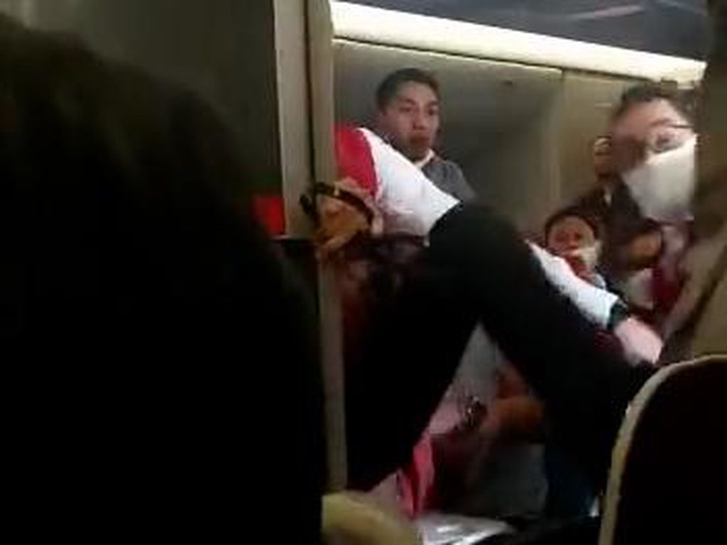 Istri Penumpang Bikin Onar di Turkish Airlines Dampingi Suaminya di Medan