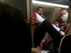 Ckckck... Penumpang Mabuk dan Onar di Turki Airlines, Hasil Tes Urine? Ckckck... Penumpang Mabuk dan Onar di Turki Airlines, Hasil Tes Urine?