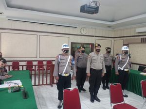 Sudah Dipecat dari Anggota Polri, 3 Polisi Rampok Warga di Medan Tetap Dipidana Sudah Dipecat dari Anggota Polri, 3 Polisi Rampok Warga di Medan Tetap Dipidana