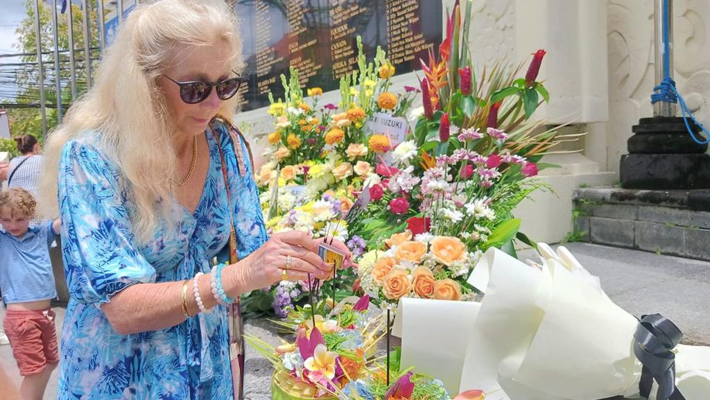Potret Dua Dekade Bom Bali I di Monumen Ground Zero Legian Kuta Potret Dua Dekade Bom Bali I di Monumen Ground Zero Legian Kuta